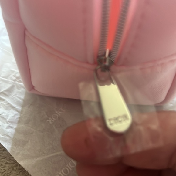 Christian Dior Beauty pink fabric cosmetic bag - Picture 5 of 6